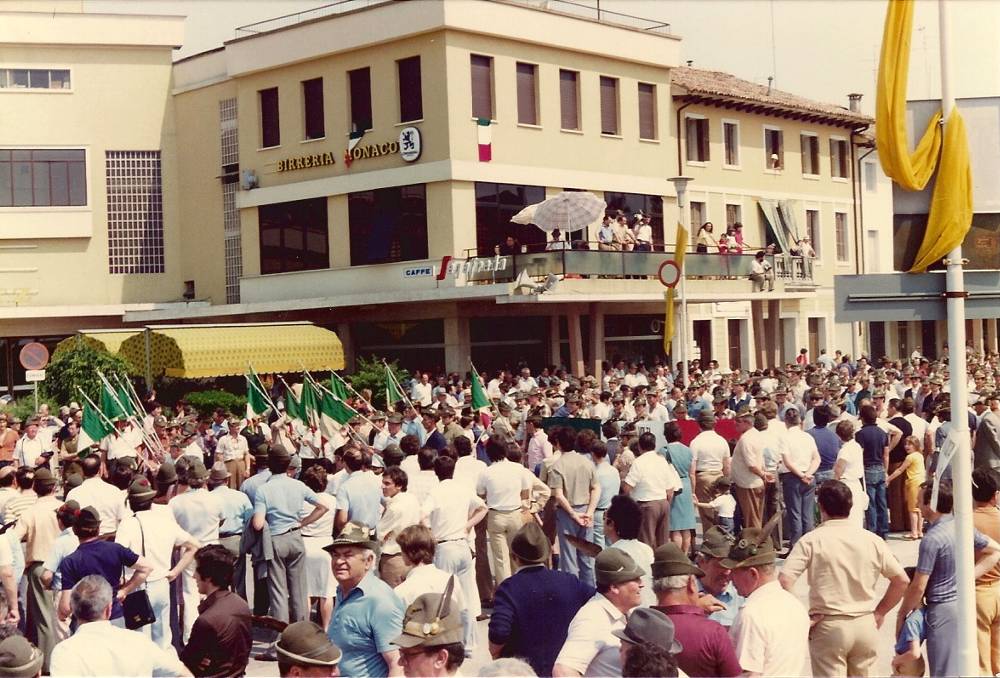 1982 Adunata Sezionale a Cordenons in occasione del 50°