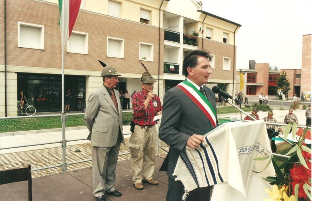 2002 - 70° anniversario