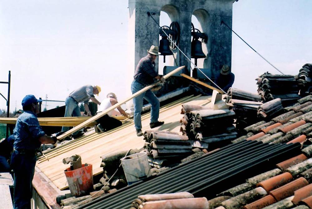 2003 - Sistemazione tetto Chiesa San Giacomo