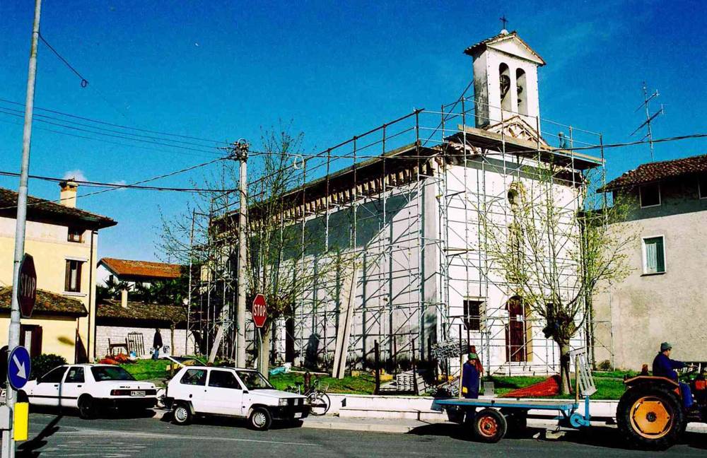 2003 - Sistemazione tetto Chiesa San Giacomo